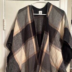 Plaid Cape in Black and Cream